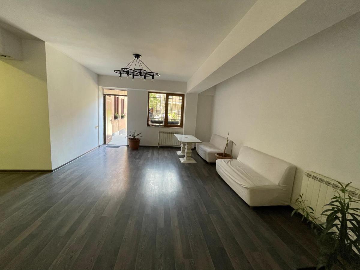 One Day Hotel Yerevan Ngoại thất bức ảnh