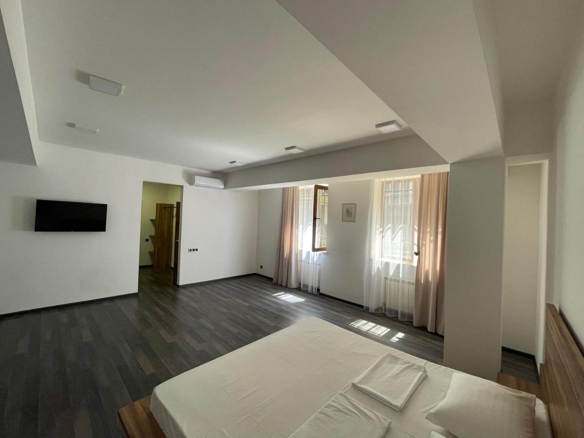 One Day Hotel Yerevan Ngoại thất bức ảnh