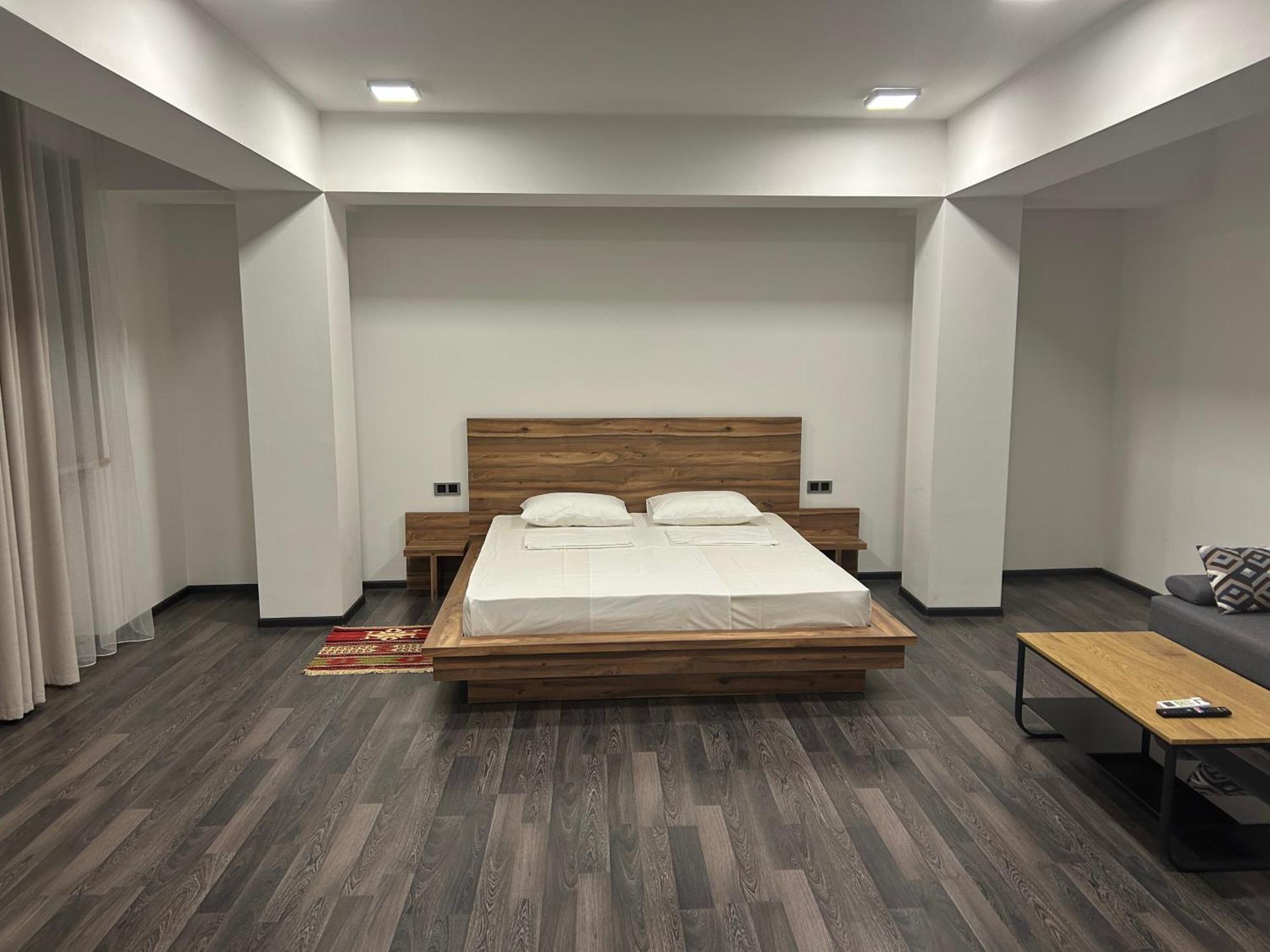 One Day Hotel Yerevan Ngoại thất bức ảnh