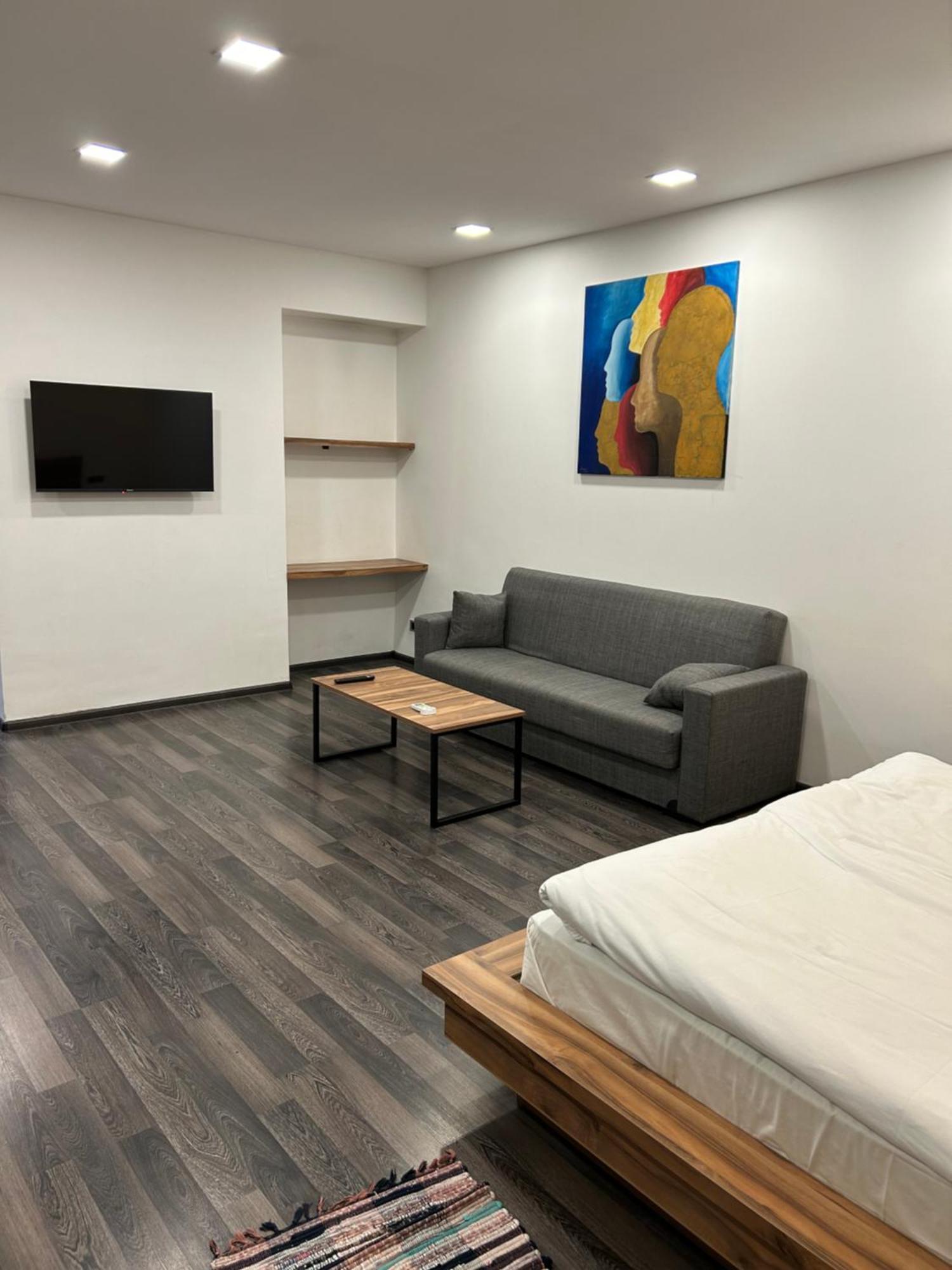One Day Hotel Yerevan Ngoại thất bức ảnh