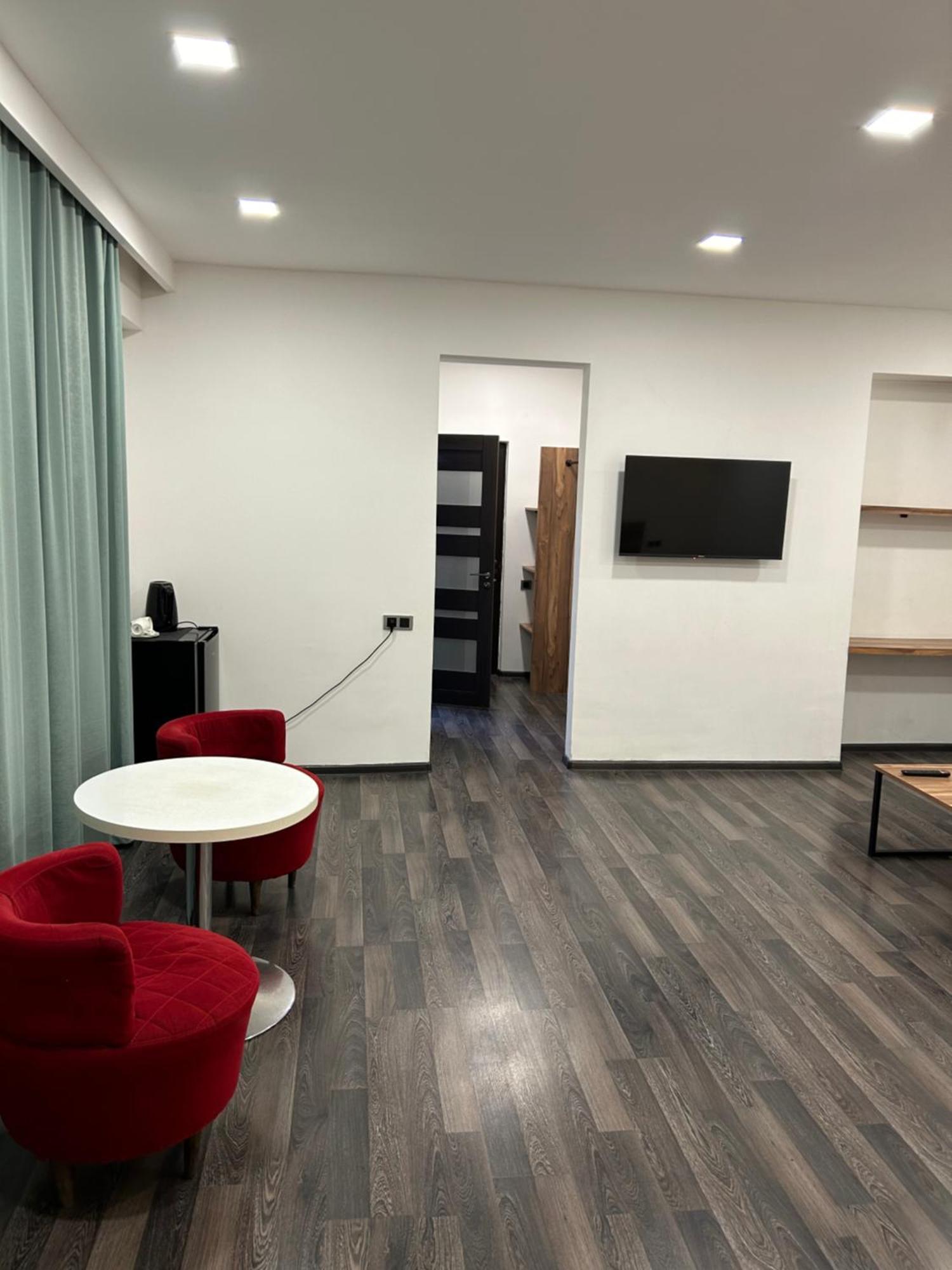 One Day Hotel Yerevan Ngoại thất bức ảnh